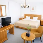 Stadthotel Carinthia 3*