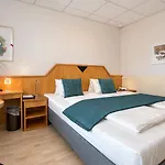 Stadthotel Carinthia 3*