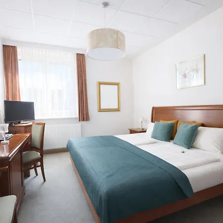 Stadthotel Carinthia 3* קלגנפורט