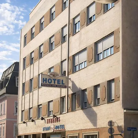 Aparthotel Stadthotel Carinthia 3*