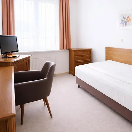 Stadthotel Carinthia Апарт-отель 3*