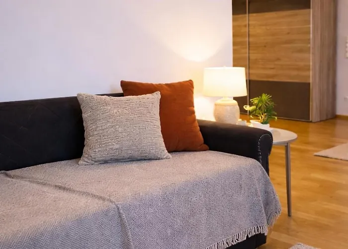 מלון דירות Stadthotel Carinthia 3*