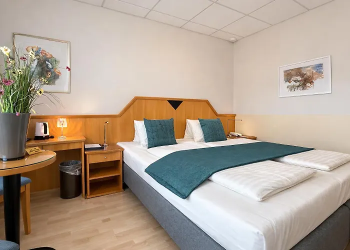 Stadthotel Carinthia 3*