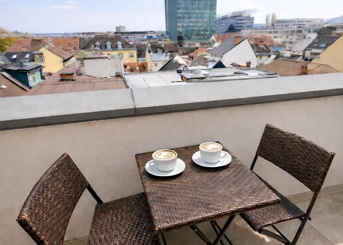 Stadthotel Carinthia Апарт-отель Клагенфурте